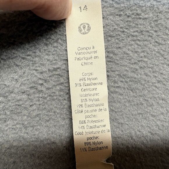 Lululemon Size 14 Keep Moving Pant 7/8 High Rise Green Paperbag Elastic Waist - Picture 9 of 11